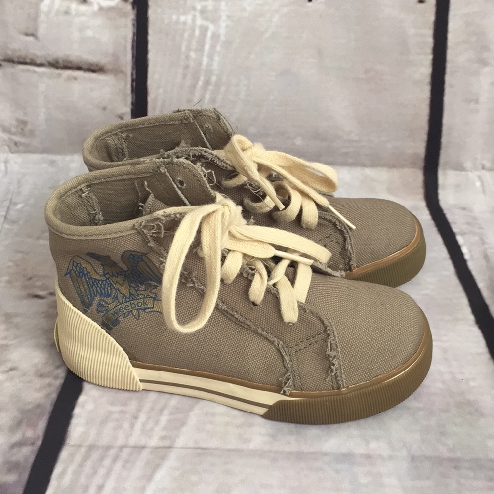Weebok Shoes in size 10 new !